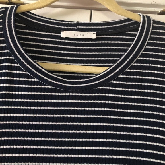 Lush long sleeve top - Picture 3 of 3